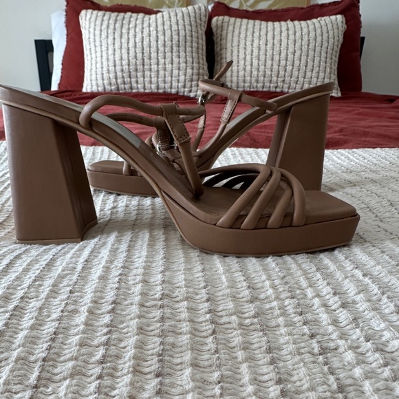 👡 Dolce Vita Strappy Platform Block Heels – Tan / Nude (Size 8.5M) - Picture 2 of 6